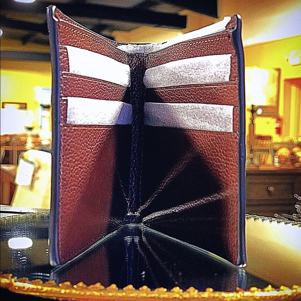 COACH Double Billfold Wallet Mahogany Leather - Picture 3 of 7